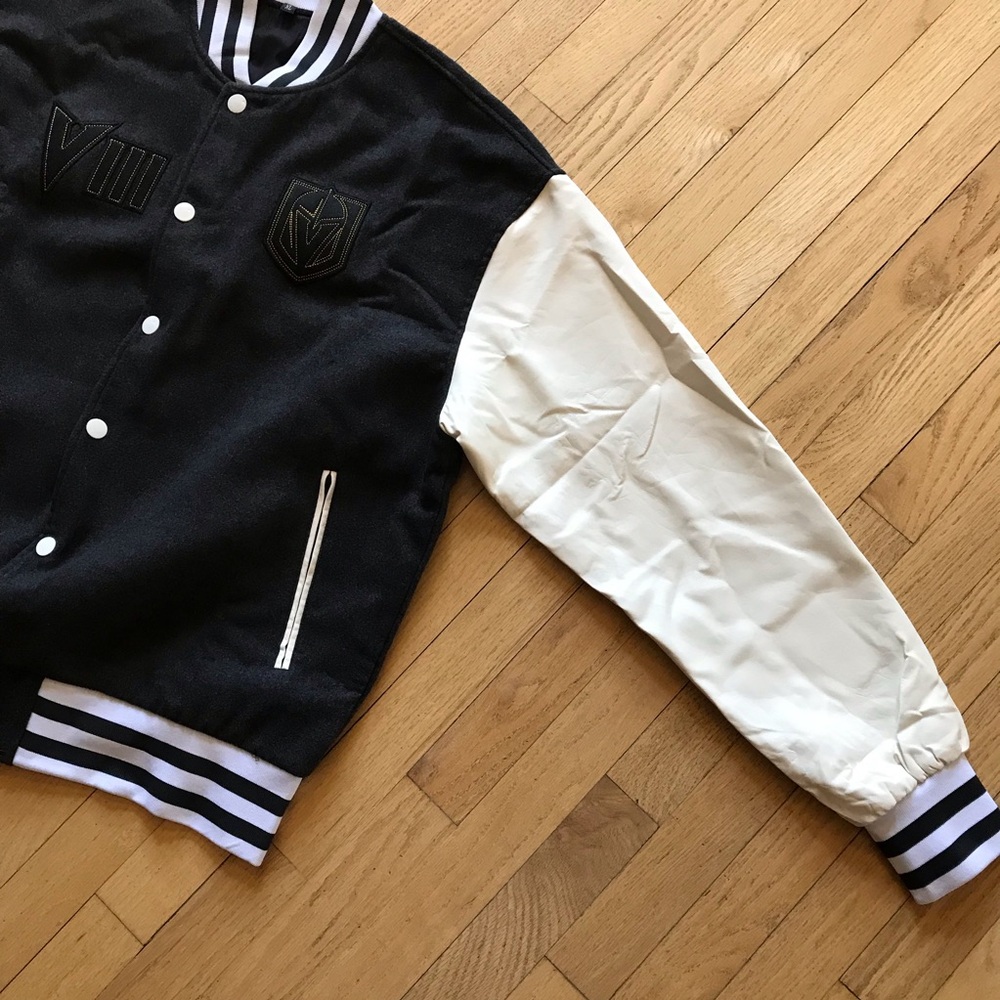 Vegas Golden Knights 2024 Season 8 Member Box Varsity Bomber Jacket XL Scarf Pin - Picture 7 of 15